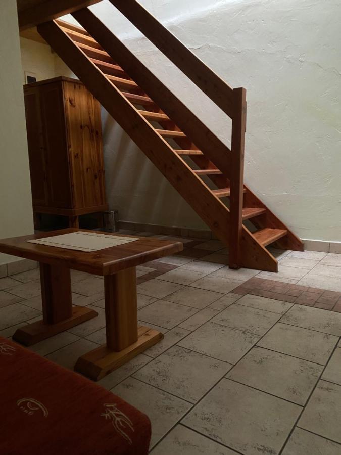 Hostel Caferazy Poprad Eksteriør billede